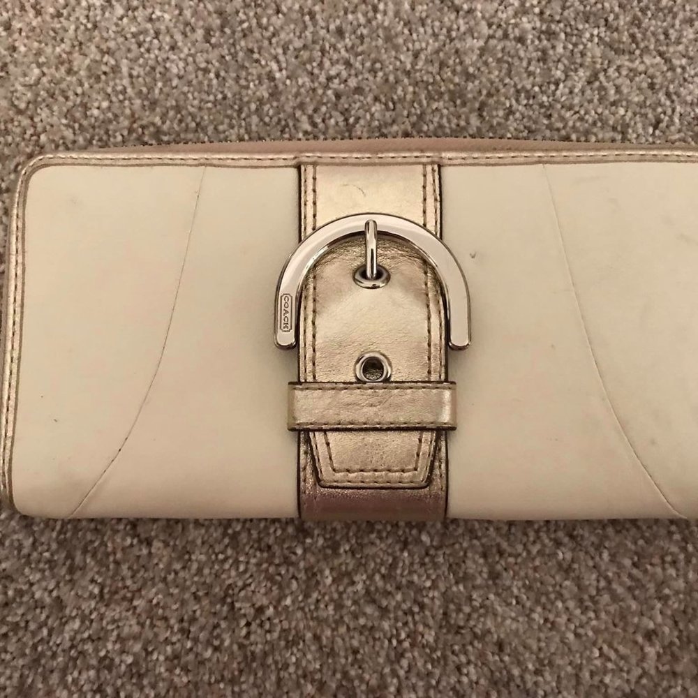 Coach wallet